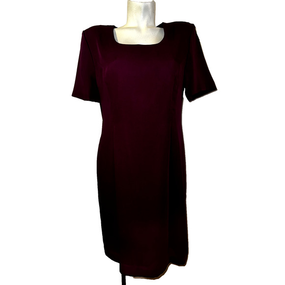 SAG HARBOR Dress Size 16 Cranberry SS Rear Zip Lined Sheath Office Work Dressy - Picture 1 of 7